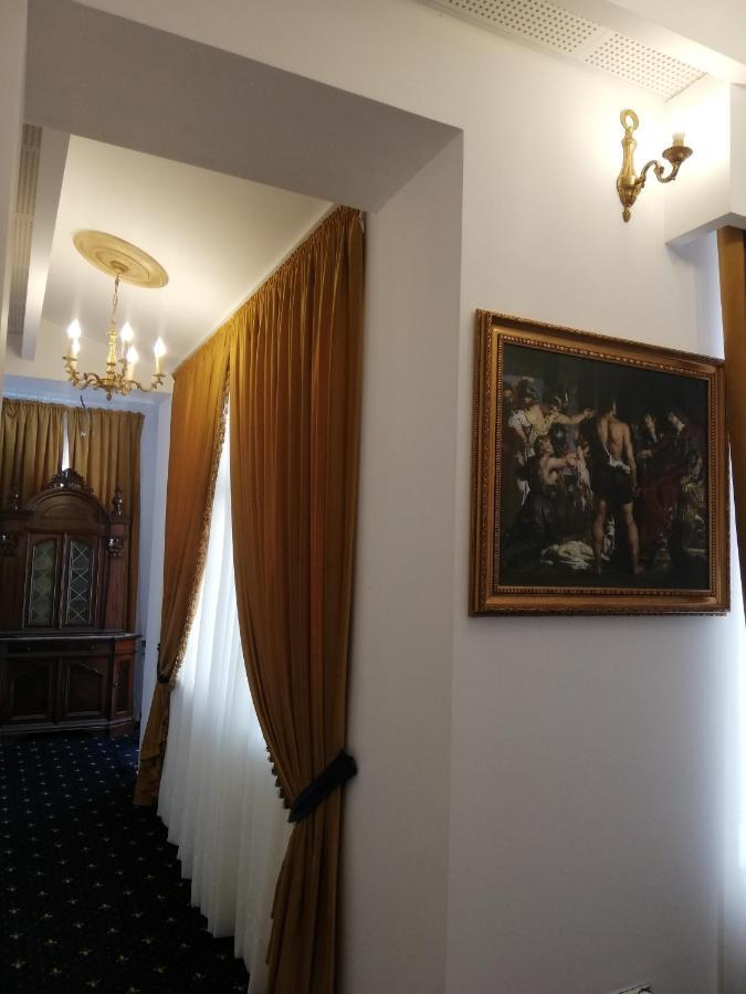 Weiss Little Palace Braşov Eksteriør billede