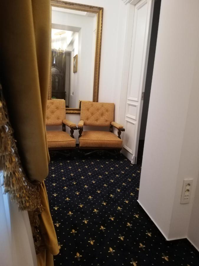 Weiss Little Palace Braşov Eksteriør billede