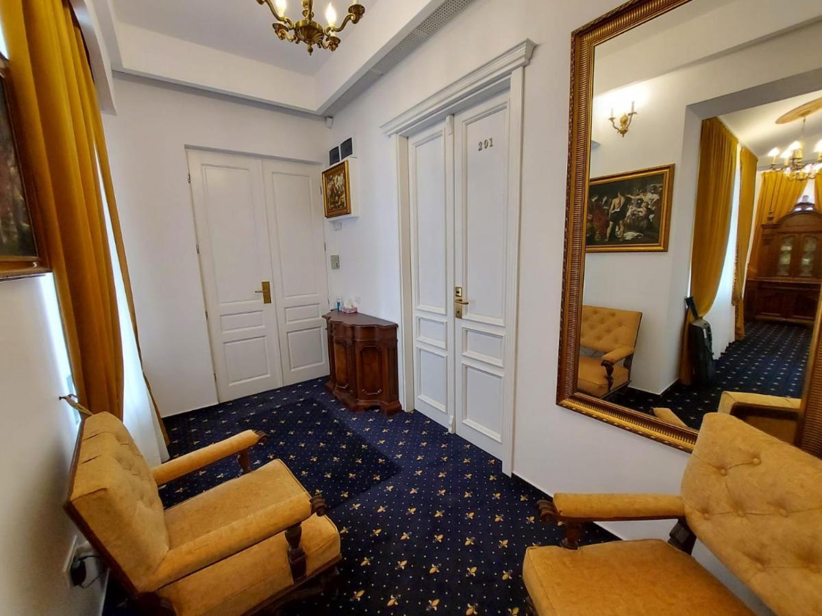Weiss Little Palace Braşov Eksteriør billede